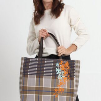 Shalls: Renata - tas