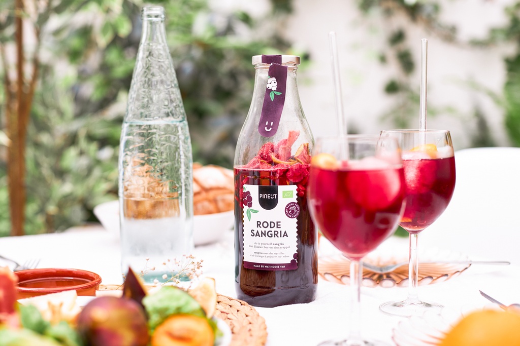 Pineut: Pineut drink | carafe | Sangria red wine BIO